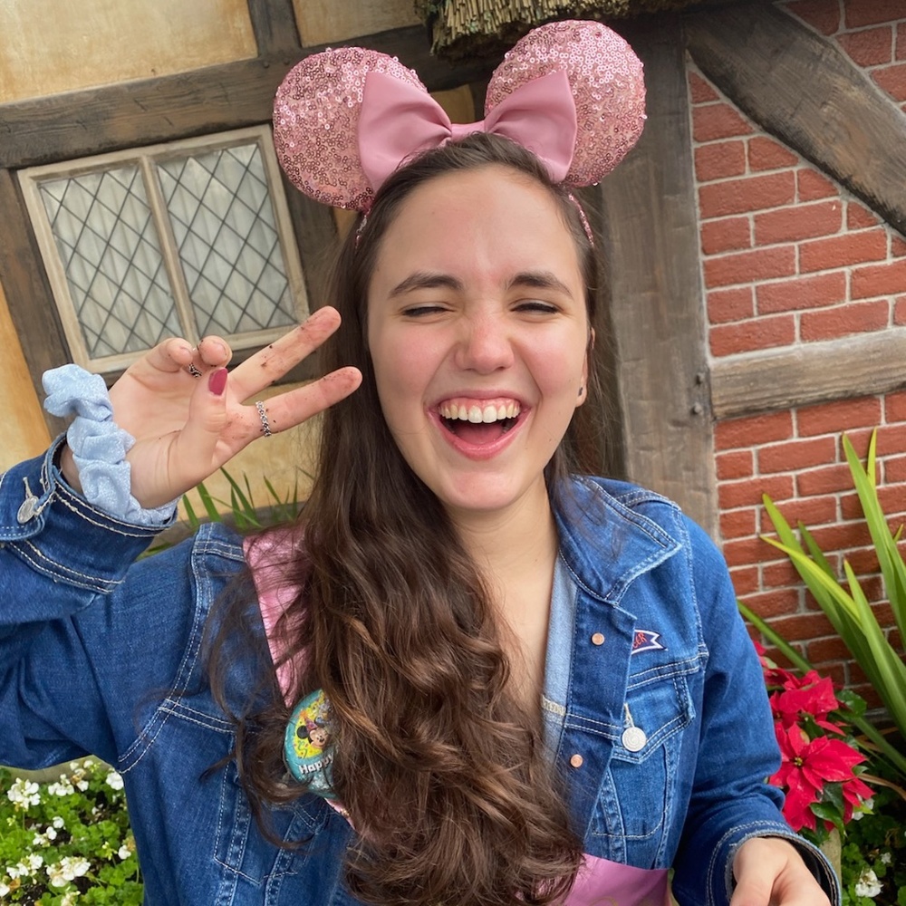 Meet your Posher, Kayla